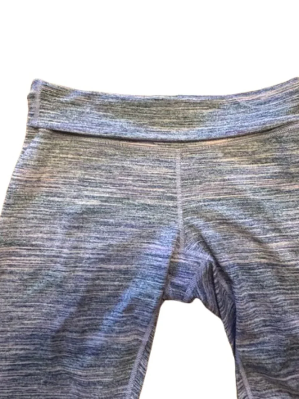 Lululemon leggings, Size 6 (J12)